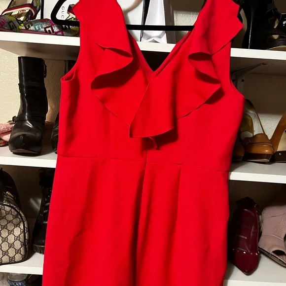 Ann Taylor - Picture 2 of 3